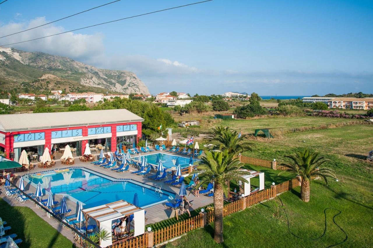 Costas Hotel Kalamákion エクステリア 写真