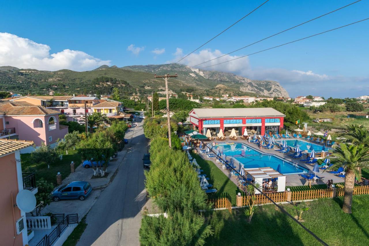 Costas Hotel Kalamákion エクステリア 写真